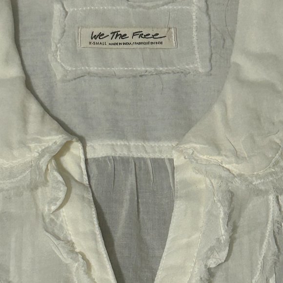 LIKE NEW! Women's We the Free White Pleated/Ruffled Blouse - XS - Picture 10 of 13